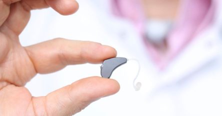 Hearing-Aids-1170×779-1