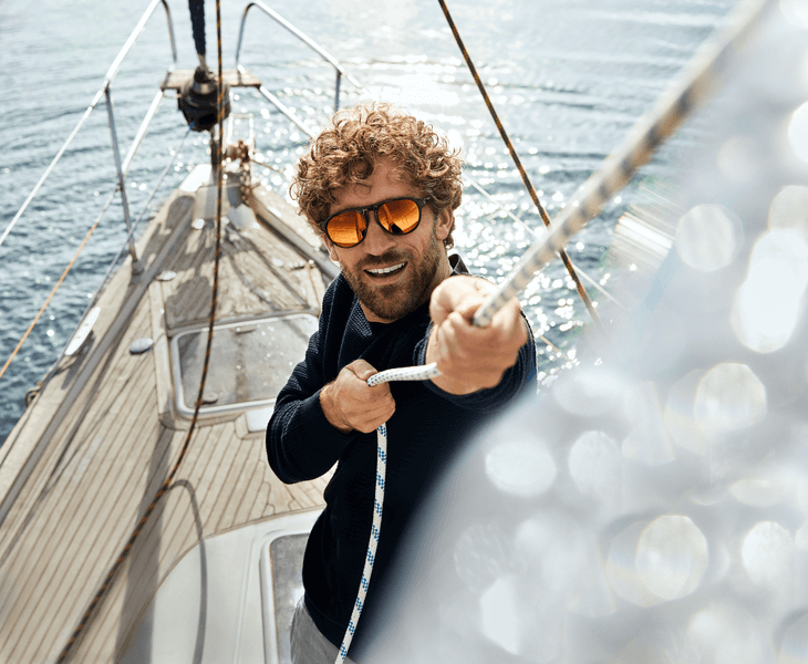 xperio_smdm_sailor_kv.tif-1_600xoxar